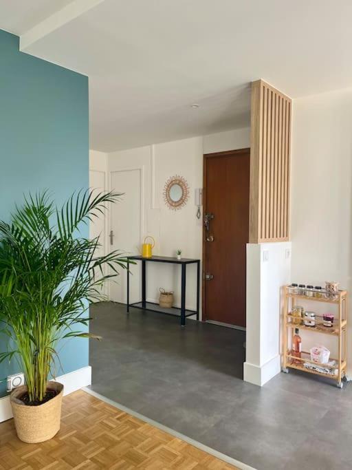 Chambre Privee Dans Un Appartement Partage Villeurbanne Exterior photo